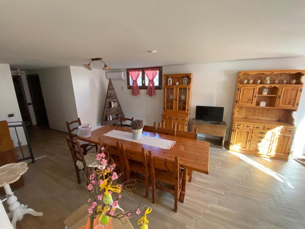 La Casa Del Borgo-Intero Appartamento Latina Kültér fotó