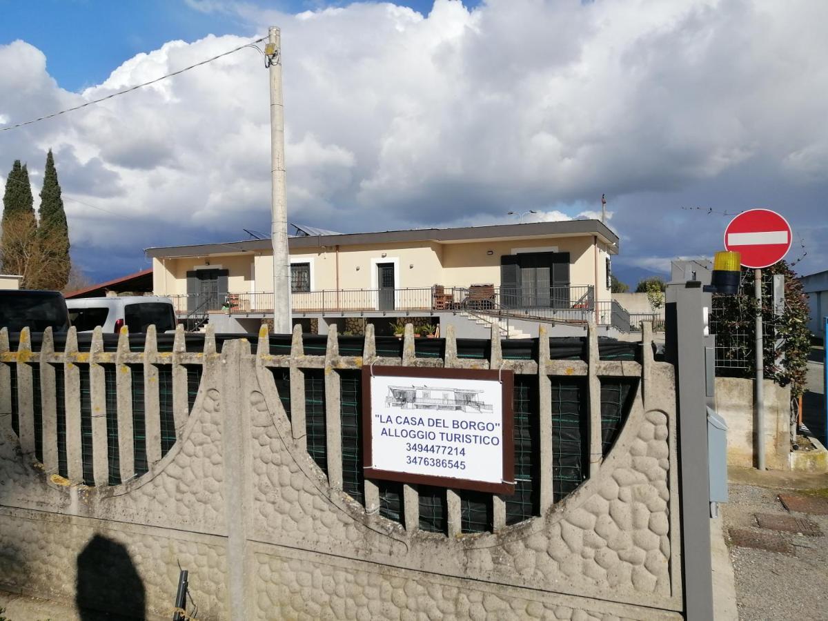 La Casa Del Borgo-Intero Appartamento Latina Kültér fotó