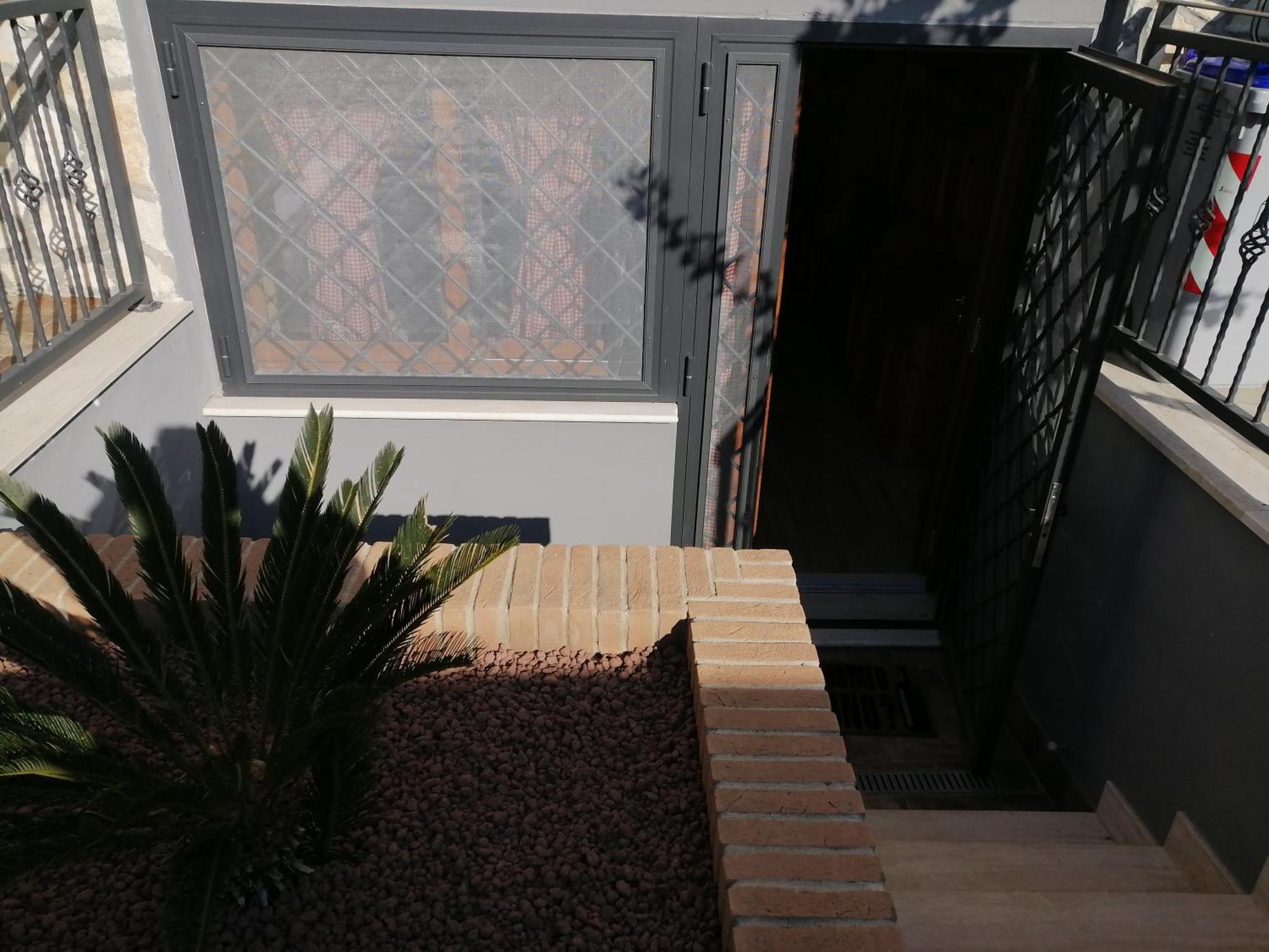La Casa Del Borgo-Intero Appartamento Latina Szoba fotó