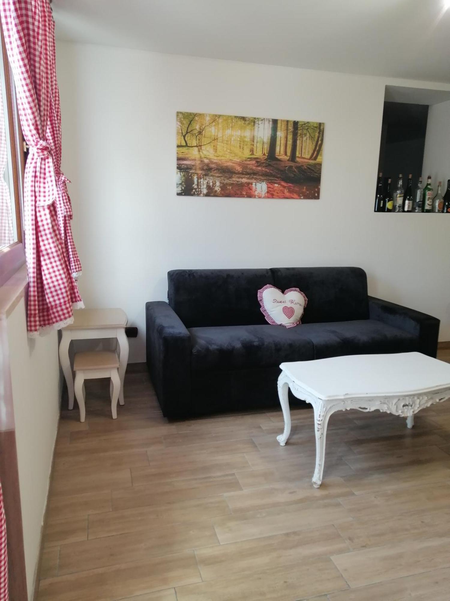 La Casa Del Borgo-Intero Appartamento Latina Kültér fotó